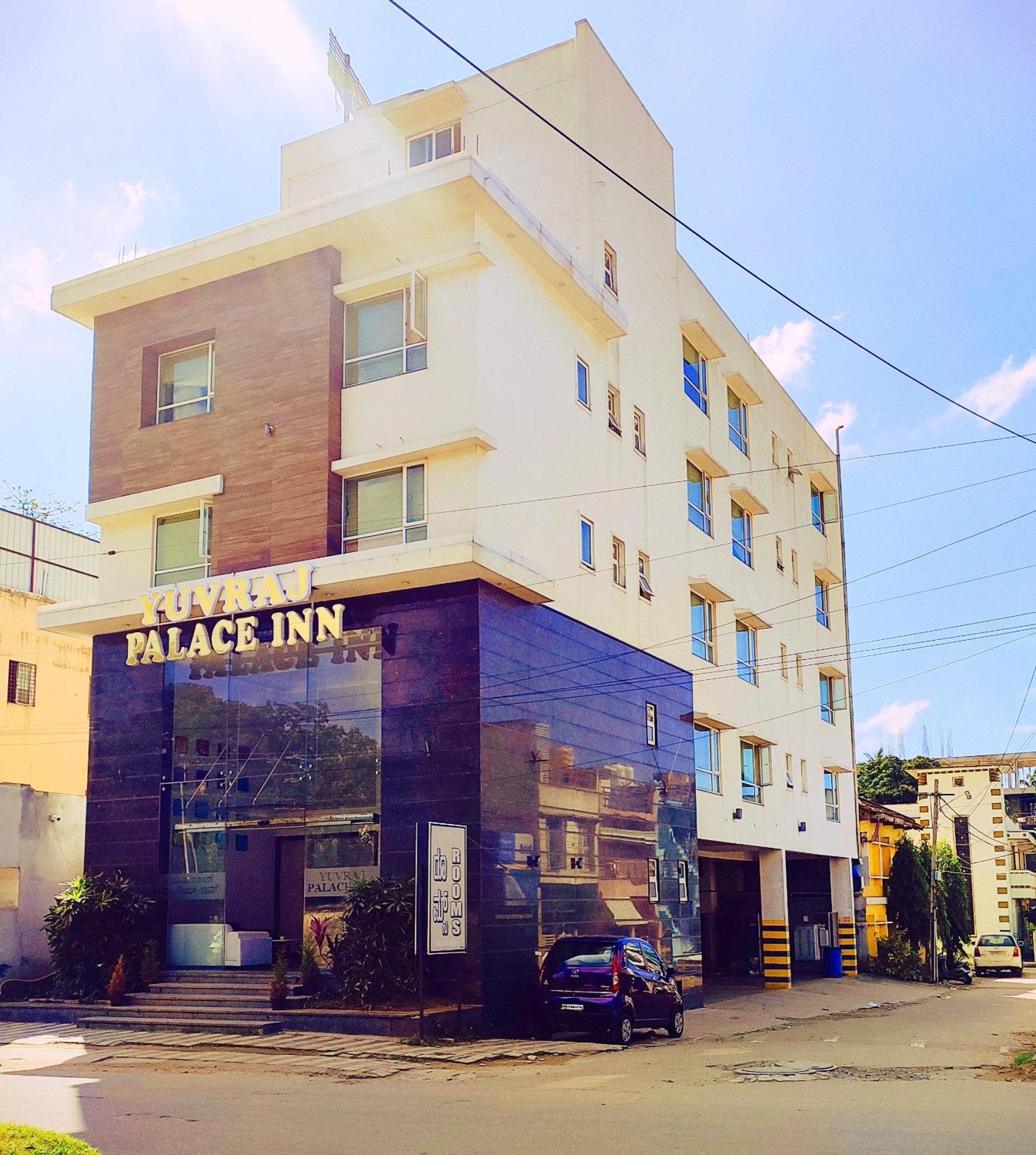 Yuvraj Palace Inn Mysore Exterior foto